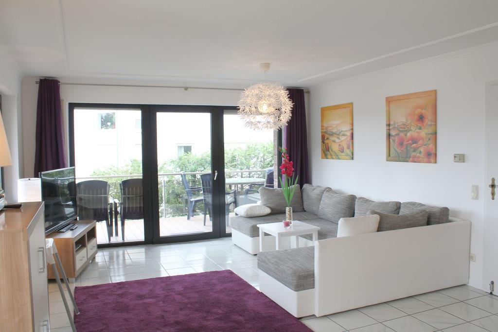 Ferienwohnung Seeblick Schalkenmehren Pokoj fotografie